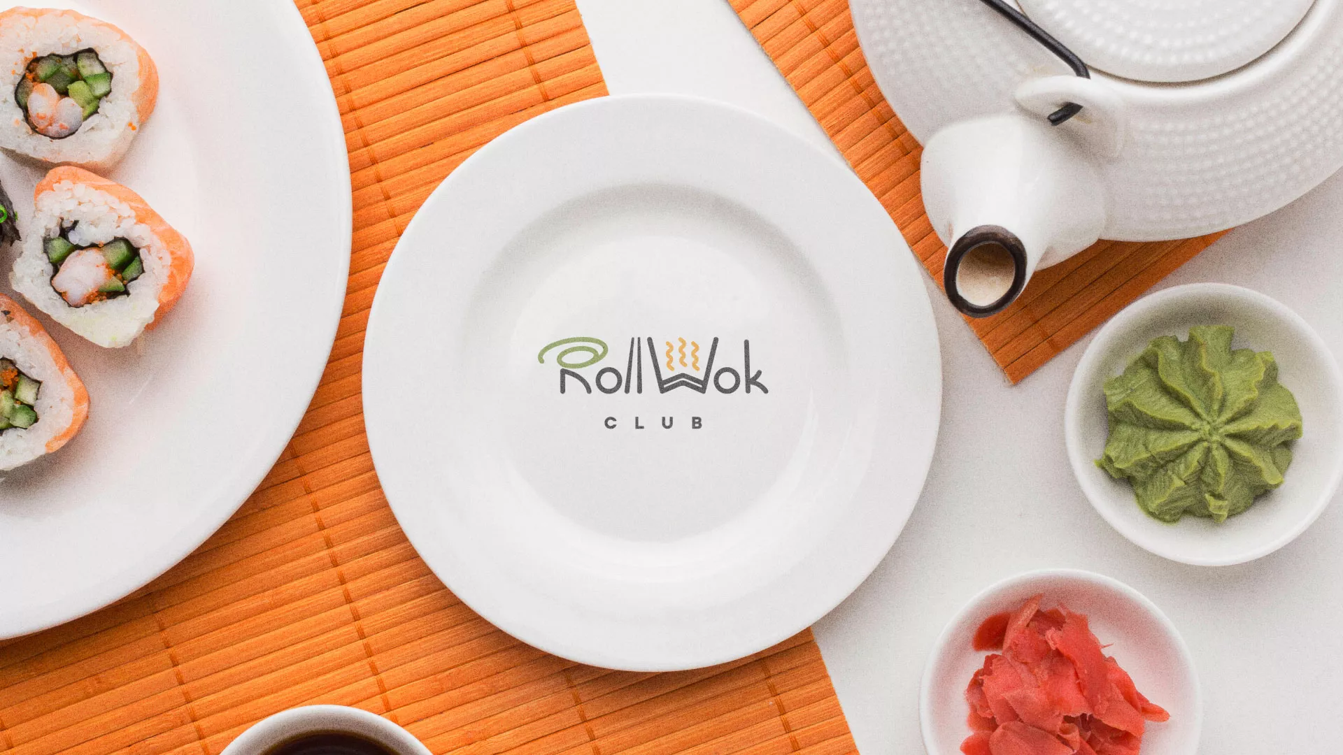 Разработка логотипа и фирменного стиля суши-бара «Roll Wok Club» в Сенгилее